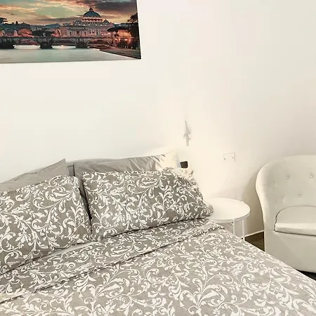 Casa Metro A Pontelungo 로마